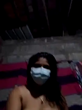 nilkirilli online show from March 10, 6:13 pm