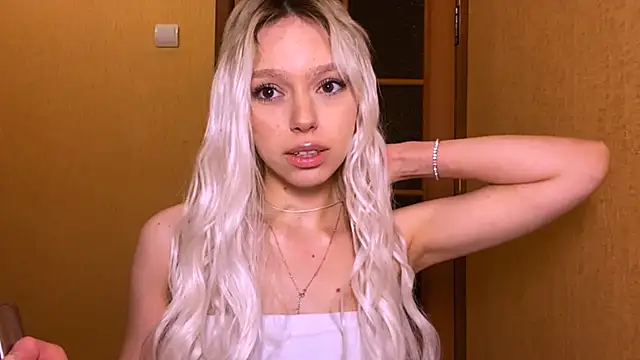 YawingSanguine online show from March 14, 7:08 pm