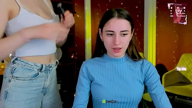 dolly sunshine online show from April 22, 7:00 am