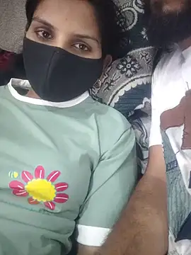 lovelypooja93 online show from May 23, 8:29 am