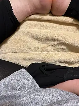 Snapshot of zimaira chatting on March 3, 11:38 am zimaira online show from March 3, 11:38 am