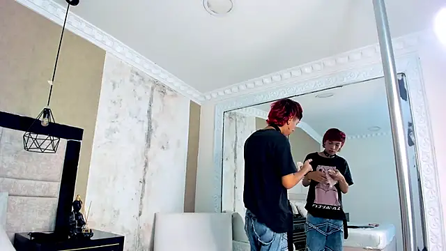 ChritianDowney online show from March 31, 2:13 am