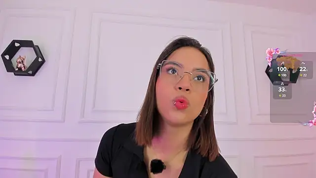 Im Scarlett  online show from May 25, 6:03 pm