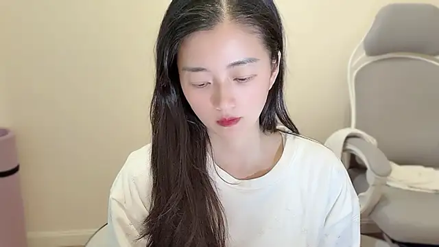 Snapshot of jinxiyao01 chatting on June 11, 8:56 am jinxiyao01 online show from June 11, 8:56 am