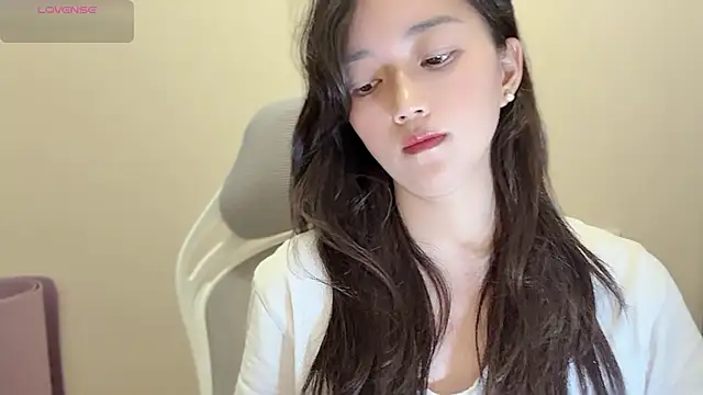 Snapshot of jinxiyao01 chatting on June 18, 2:10 pm jinxiyao01 online show from June 18, 2:10 pm
