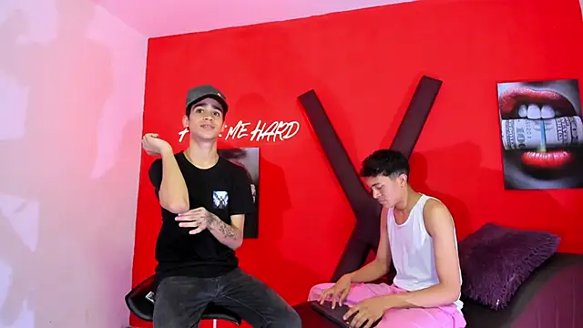 SKYN MAN online show from March 11, 1:33 am