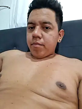 Snapshot of Badboydel97 chatting on March 3, 4:46 pm Badboydel97 online show from March 3, 4:46 pm