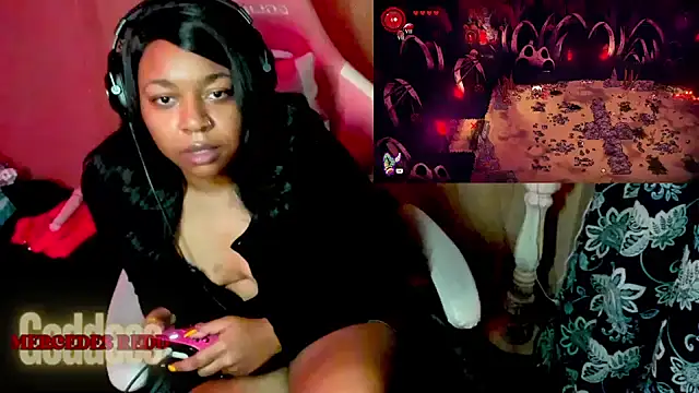 Goddess MercedesRedd online show from May 4, 2:02 pm