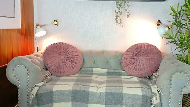 Katalinalee online show from March 17, 8:34 pm