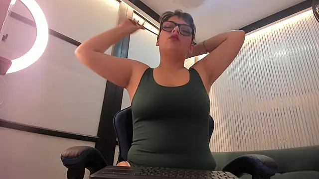 Snapshot of kittyBlossom_1 chatting on June 24, 8:30 pm kittyBlossom 1 online show from June 24, 8:30 pm