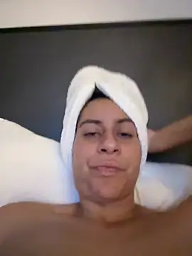 Geovana blan online show from April 15, 1:45 am