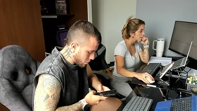 Snapshot of Dra-Dr-Fitness chatting on March 12, 4:02 pm Dra-Dr-Fitness online show from March 12, 4:02 pm