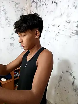 Snapshot of Tuchinogamez chatting on March 3, 8:37 pm Tuchinogamez online show from March 3, 8:37 pm