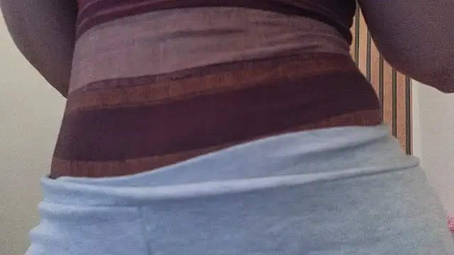 Caroline hernandes online show from April 15, 2:46 pm