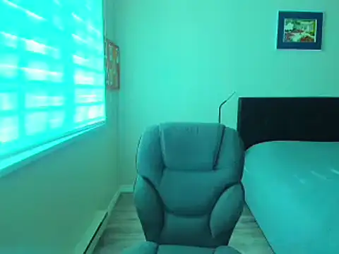 callme iva online show from April 5, 4:48 pm