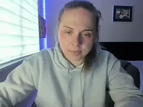 callme iva online show from April 19, 12:11 am