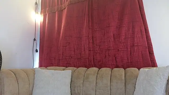 ahnaysexx online show from April 13, 7:08 pm