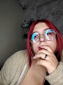 Snapshot of AmberCutel chatting on March 27, 8:26 am AmberCutel online show from March 27, 8:26 am