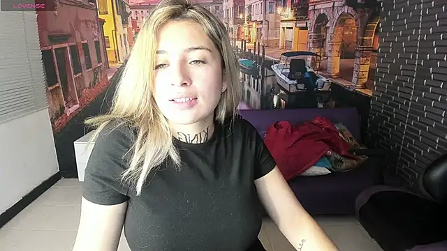 Tamaraa velez online show from April 17, 10:02 pm