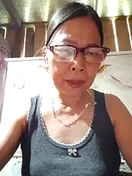 Snapshot of Sky-rain98 chatting on May 15, 7:48 am Sky-rain98 online show from May 15, 7:48 am