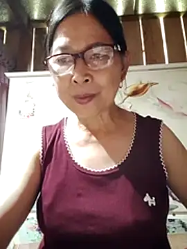 Snapshot of Sky-rain98 chatting on June 13, 8:23 am Sky-rain98 online show from June 13, 8:23 am