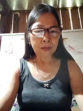 Snapshot of Sky-rain98 chatting on July 3, 7:04 am Sky-rain98 online show from July 3, 7:04 am