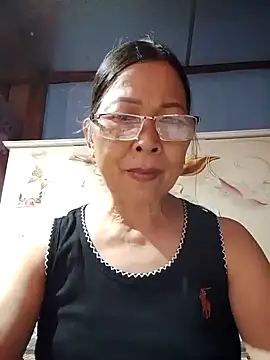 Snapshot of Sky-rain98 chatting on July 8, 1:15 pm Sky-rain98 online show from July 8, 1:15 pm
