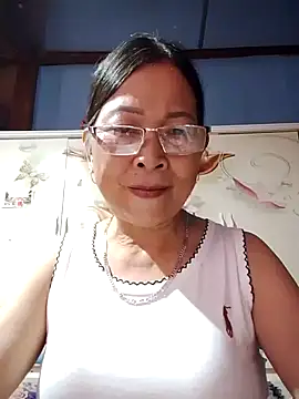 Snapshot of Sky-rain98 chatting on July 15, 2:22 pm Sky-rain98 online show from July 15, 2:22 pm
