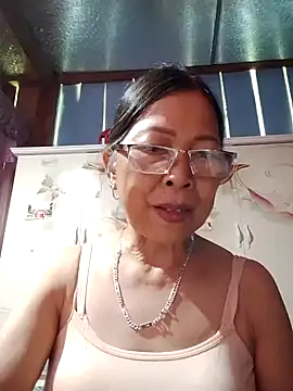 Snapshot of Sky-rain98 chatting on July 20, 7:55 am Sky-rain98 online show from July 20, 7:55 am