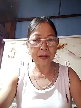 Snapshot of Sky-rain98 chatting on July 23, 5:33 pm Sky-rain98 online show from July 23, 5:33 pm