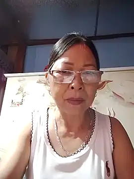 Snapshot of Sky-rain98 chatting on July 24, 8:29 pm Sky-rain98 online show from July 24, 8:29 pm