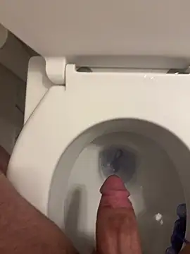 Snapshot of sexymodern chatting on March 4, 4:18 am sexymodern online show from March 4, 4:18 am