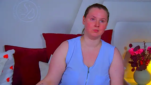MelodyMoores online show from July 8, 6:29 am
