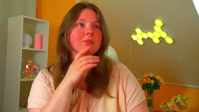 MelodyMoores online show from July 24, 6:33 am