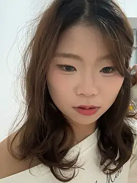 Smallwood 29 online show from March 17, 5:05 pm