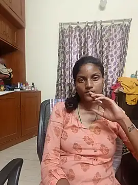 Snapshot of tamil-preethi chatting on March 4, 12:33 pm tamil-preethi online show from March 4, 12:33 pm