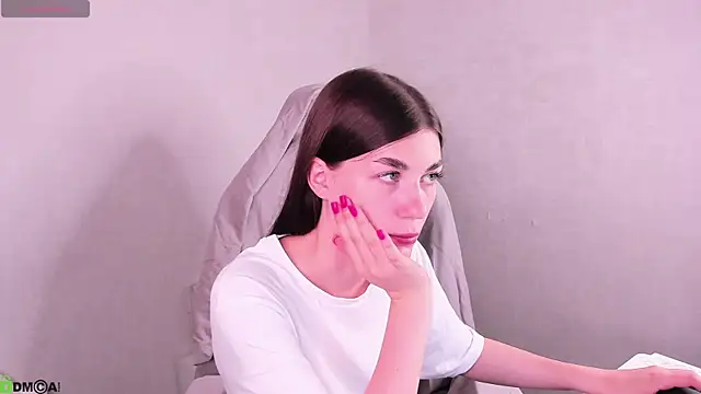 Snapshot of LunaRossaa chatting on July 8, 11:42 pm LunaRossaa online show from July 8, 11:42 pm