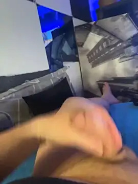 MatthewEmme2121 online show from April 10, 11:20 pm