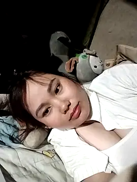 nhoem112 online show from March 11, 2:06 am