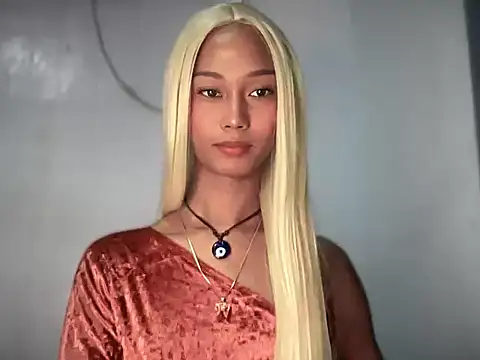 Sunkissed seductress online show from March 26, 7:30 pm