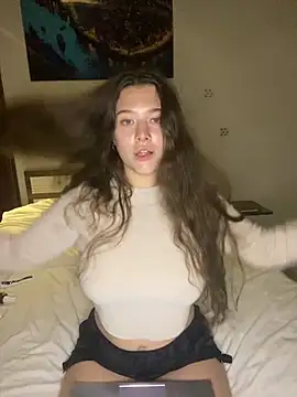 KristieKitty online show from April 14, 9:21 pm