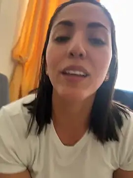 SamanthaWalker  online show from July 1, 7:46 pm