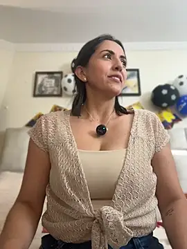 SamanthaWalker  online show from July 11, 3:59 pm