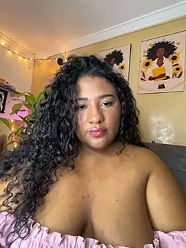 Snapshot of dana_falcoo25 chatting on April 21, 1:39 pm dana falcoo25 online show from April 21, 1:39 pm