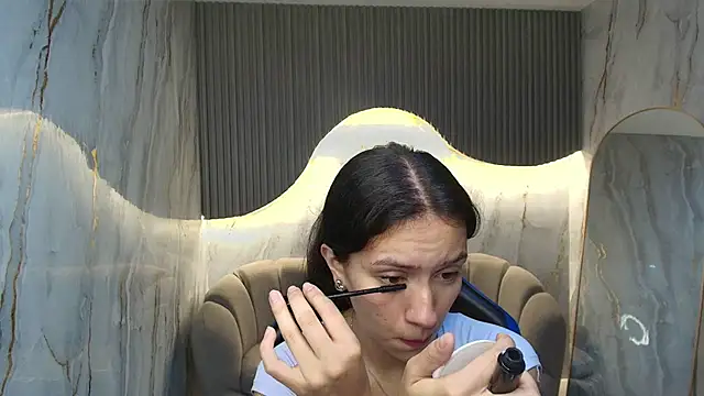 candy sky r online show from April 18, 3:10 am