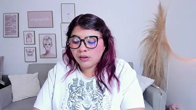 Dana sophiia online show from April 15, 4:30 am