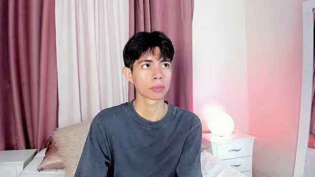 daniell rdrig online show from April 15, 12:56 pm