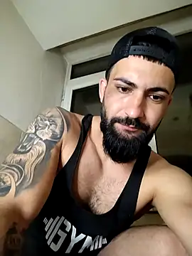 Tommy Porn  online show from April 26, 9:34 pm