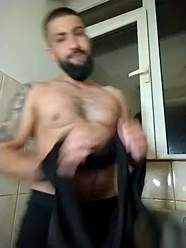 Tommy Porn  online show from May 3, 9:32 pm