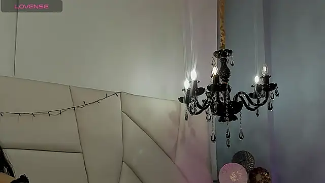 Snapshot of charlotsweett_ chatting on July 14, 6:46 pm charlotsweett online show from July 14, 6:46 pm